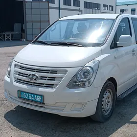 Hyundai H-1 2014