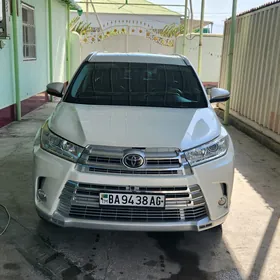 Toyota Highlander 2018