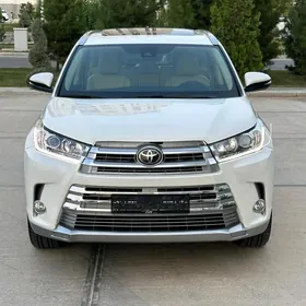 Toyota Highlander 2017