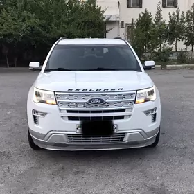 Ford Explorer 2019