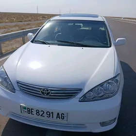 Toyota Camry 2004