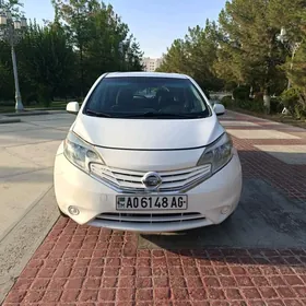 Nissan Versa Note 2013