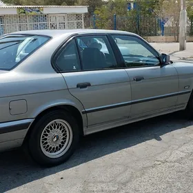 BMW 525 1992