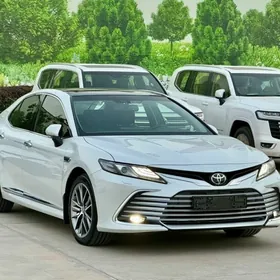 Toyota Camry 2023