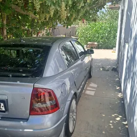 Opel Astra 2003