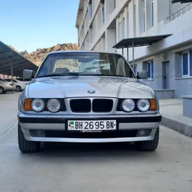 BMW 525 1990