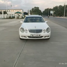 Mercedes-Benz E320 2004