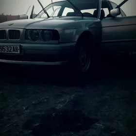 BMW 525 1992