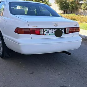 Toyota Camry 1999