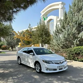 Toyota Camry 2013