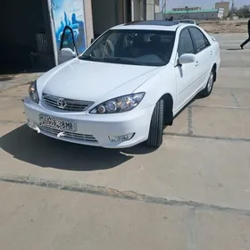 Toyota Camry 2004