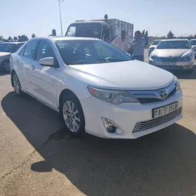 Toyota Camry 2012