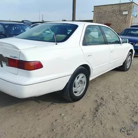 Toyota Camry 1999