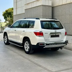 Toyota Highlander 2012