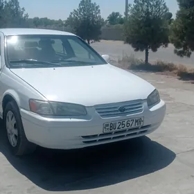 Toyota Camry 1998