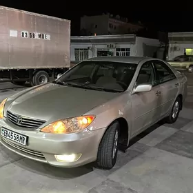 Toyota Camry 2005