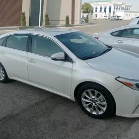 Toyota Avalon 2017