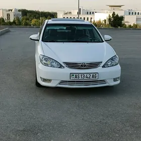 Toyota Camry 2004