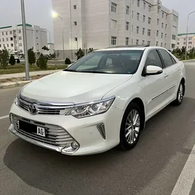 Toyota Camry 2016