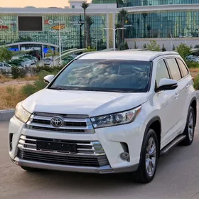 Toyota Highlander 2018