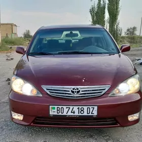 Toyota Camry 2005