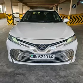 Toyota Camry 2018