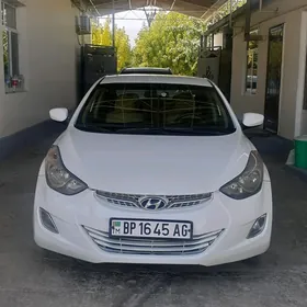 Hyundai Elantra 2011