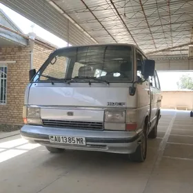 Toyota Hiace 1987