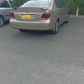 Toyota Camry 2003