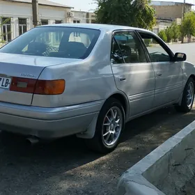 Toyota Corona 1996