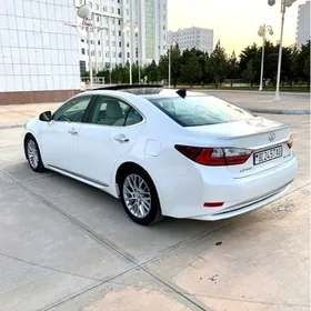 Lexus ES 350 2016