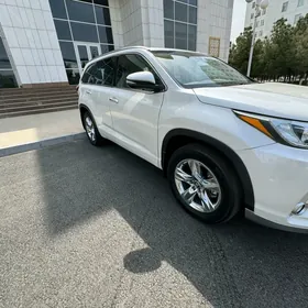 Toyota Highlander 2018