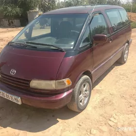 Toyota Previa 1991