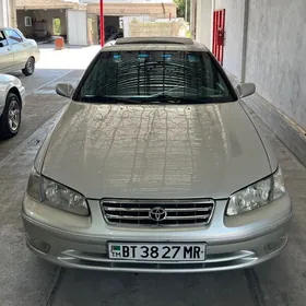 Toyota Camry 1999