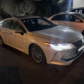 Toyota Avalon 2022