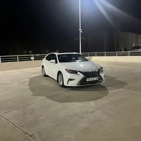 Lexus ES 350 2018