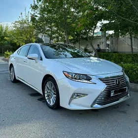 Lexus ES 350 2016