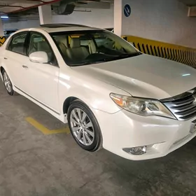 Toyota Avalon 2011