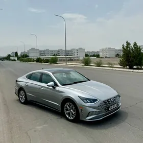 Hyundai Sonata 2021