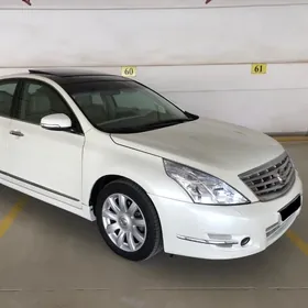 Nissan Teana 2010