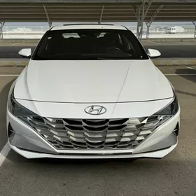 Hyundai Elantra 2021