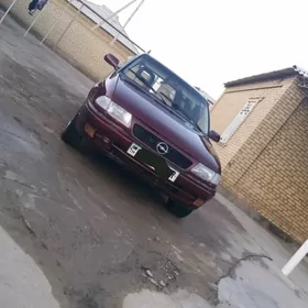 Opel Astra 1995