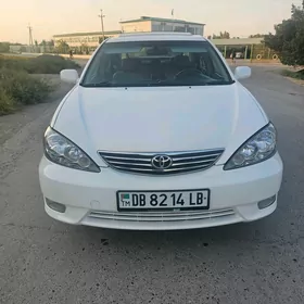 Toyota Camry 2005