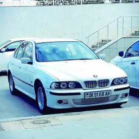 BMW E39 2000