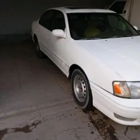 Toyota Avalon 1999