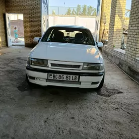 Opel Vectra 1992