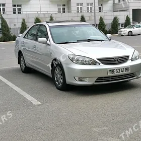 Toyota Camry 2004