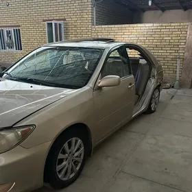 Toyota Camry 2003