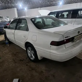 Toyota Camry 1998