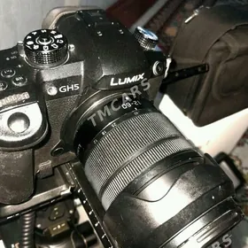 Kamera Lumix GH5 gyssagly